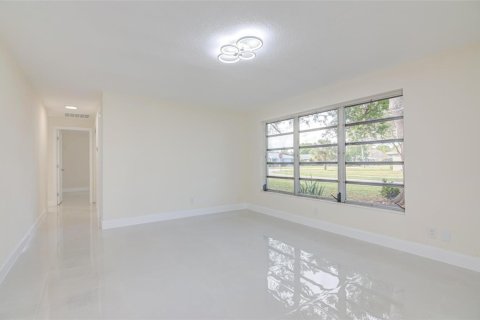 Villa ou maison à louer à Vero Beach, Floride: 3 chambres, 140.47 m2 № 2401402 - photo 17