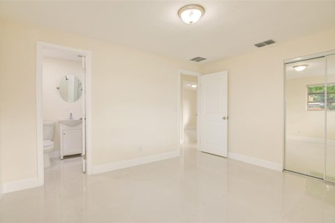 Villa ou maison à louer à Vero Beach, Floride: 3 chambres, 140.47 m2 № 2401402 - photo 22