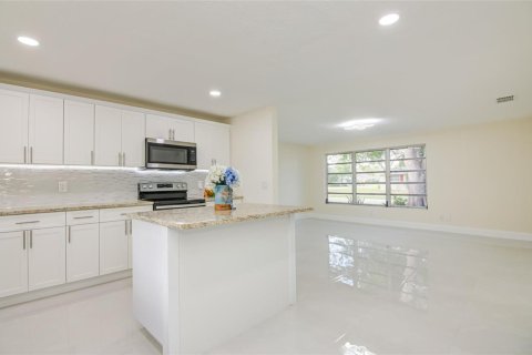 Villa ou maison à louer à Vero Beach, Floride: 3 chambres, 140.47 m2 № 2401402 - photo 13