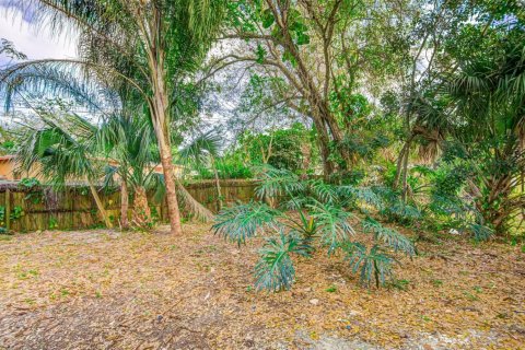 Villa ou maison à louer à Vero Beach, Floride: 3 chambres, 140.47 m2 № 2401402 - photo 9