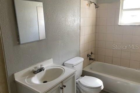 Casa en alquiler en Wildwood, Florida, 2 dormitorios, 62.43 m2 № 1840430 - foto 4