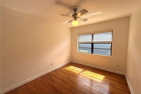 Casa en alquiler en Orlando, Florida, 3 dormitorios, 170.29 m2 № 1877138 - foto 22