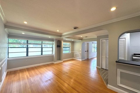 House in Orlando, Florida 3 bedrooms, 170.29 sq.m. № 1877138 - photo 7