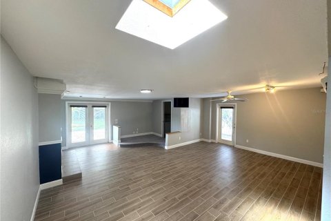 Casa en alquiler en Orlando, Florida, 3 dormitorios, 170.29 m2 № 1877138 - foto 11