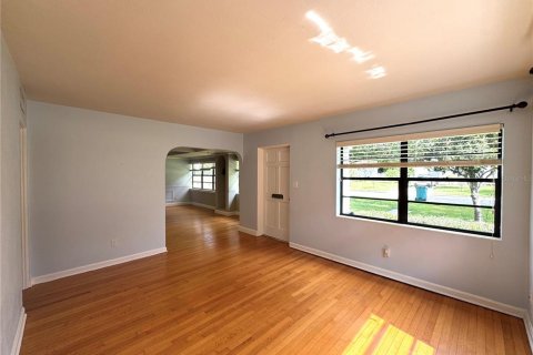 Casa en alquiler en Orlando, Florida, 3 dormitorios, 170.29 m2 № 1877138 - foto 5