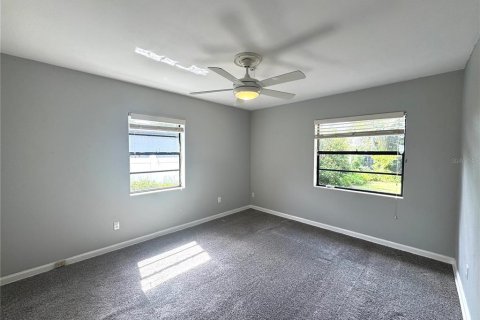 Casa en alquiler en Orlando, Florida, 3 dormitorios, 170.29 m2 № 1877138 - foto 15
