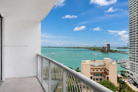 Condo in Miami, Florida, 1 bedroom № 2076458 - photo 14