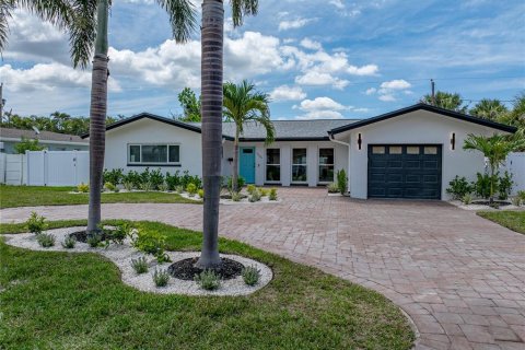 Casa en venta en Saint Petersburg, Florida, 3 dormitorios, 194.07 m2 № 1826216 - foto 8