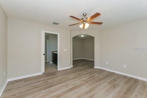 Casa en alquiler en Fish Hawk, Florida, 4 dormitorios, 231.51 m2 № 1905102 - foto 9