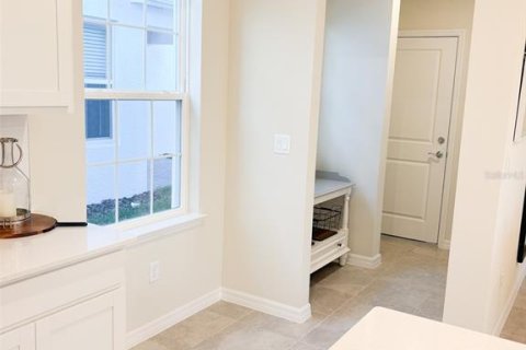 House in Orlando, Florida 4 bedrooms, 217.48 sq.m. № 1540280 - photo 25