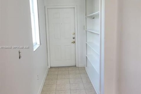 Copropriété à louer à Aventura, Floride: 1 chambre, 82.96 m2 № 1987537 - photo 8