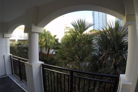 Copropriété à louer à Aventura, Floride: 1 chambre, 82.96 m2 № 1987537 - photo 12