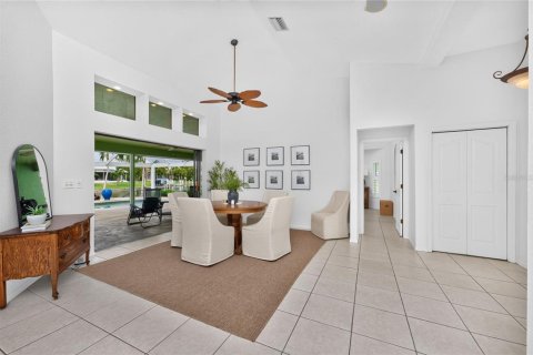 Villa ou maison à vendre à Punta Gorda, Floride: 3 chambres, 214.6 m2 № 2345664 - photo 12