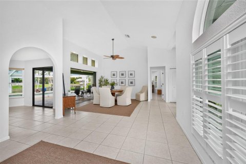 Villa ou maison à vendre à Punta Gorda, Floride: 3 chambres, 214.6 m2 № 2345664 - photo 11