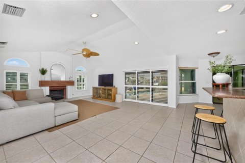 Villa ou maison à vendre à Punta Gorda, Floride: 3 chambres, 214.6 m2 № 2345664 - photo 17