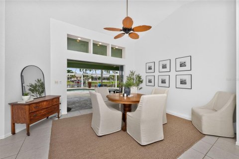 Villa ou maison à vendre à Punta Gorda, Floride: 3 chambres, 214.6 m2 № 2345664 - photo 13