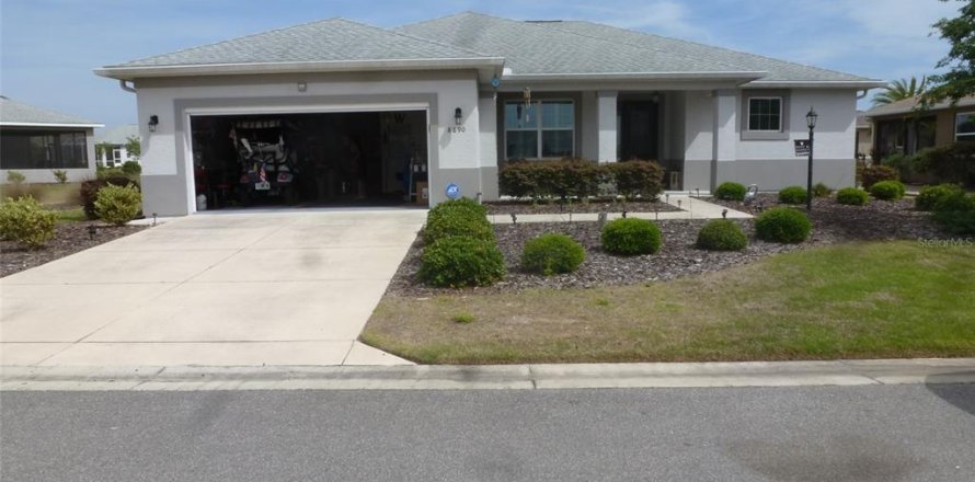 House in Ocala, Florida 3 bedrooms, 153.38 sq.m. № 1648016