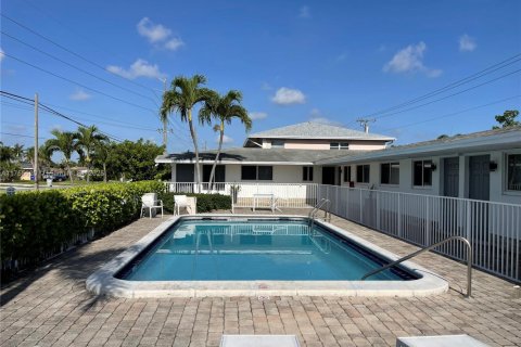 Propiedad comercial en venta en Pompano Beach, Florida № 1895248 - foto 2