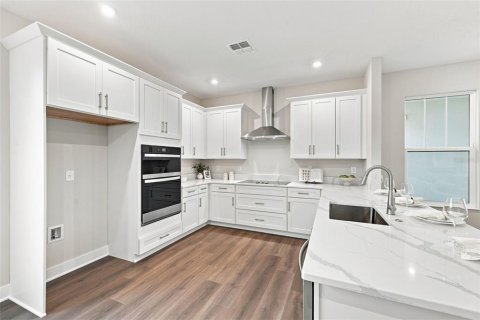 Купить виллу или дом в Сент-Питерсберг, Флорида 10 комнат, 216.18м2, № 2321381 - фото 8