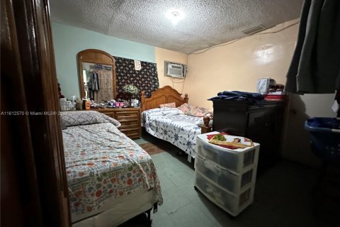 Propiedad comercial en venta en Miami, Florida, 209.31 m2 № 1234544 - foto 8