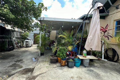 Propiedad comercial en venta en Miami, Florida, 209.31 m2 № 1234544 - foto 4