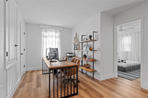 Villa ou maison à louer à Winter Garden, Floride: 5 chambres, 279.91 m2 № 2436741 - photo 23