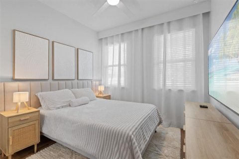Villa ou maison à louer à Winter Garden, Floride: 5 chambres, 279.91 m2 № 2436741 - photo 7