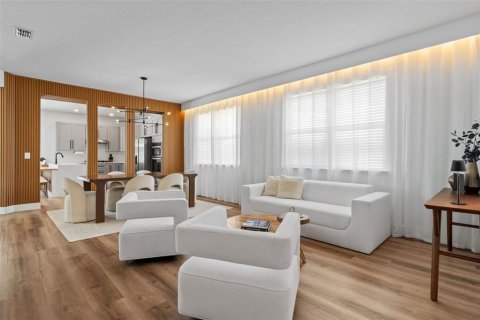 Villa ou maison à louer à Winter Garden, Floride: 5 chambres, 279.91 m2 № 2436741 - photo 10