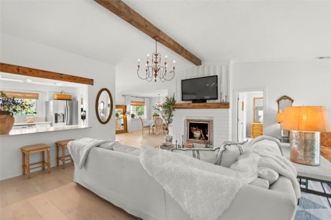 Купить виллу или дом в Тиерра-Верде, Флорида 3 комнаты, 249.35м2, № 1822548 - фото 15