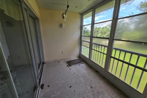 Condo in Lake Suzy, Florida, 2 bedrooms  № 1909112 - photo 14