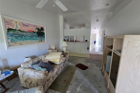 Condo in Lake Suzy, Florida, 2 bedrooms  № 1909112 - photo 6
