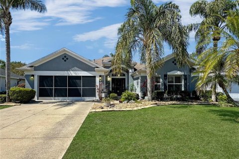 Casa en venta en The Villages, Florida, 3 dormitorios, 185.15 m2 № 1598541 - foto 1