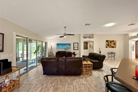 Casa en venta en The Villages, Florida, 3 dormitorios, 185.15 m2 № 1598541 - foto 6