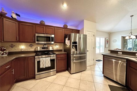 Casa en venta en The Villages, Florida, 3 dormitorios, 185.15 m2 № 1598541 - foto 10