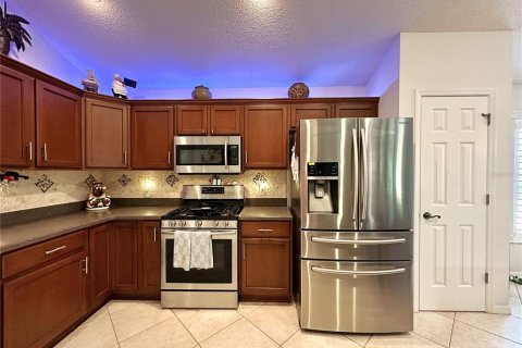 Casa en venta en The Villages, Florida, 3 dormitorios, 185.15 m2 № 1598541 - foto 11