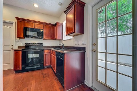 Adosado en venta en Orlando, Florida, 3 dormitorios, 149.02 m2 № 1822596 - foto 9