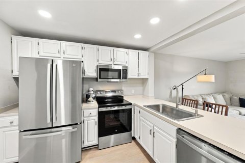 Copropriété à vendre à Tierra Verde, Floride: 1 chambre, 73.39 m2 № 2429229 - photo 3