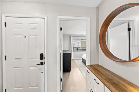 Copropriété à vendre à Tierra Verde, Floride: 1 chambre, 73.39 m2 № 2429229 - photo 27