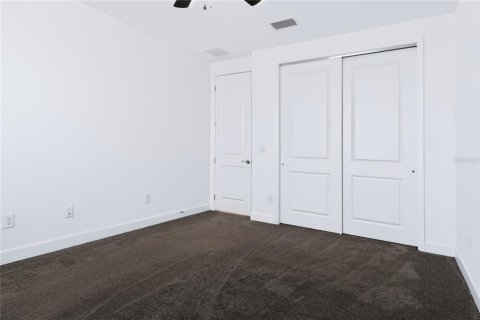 Villa ou maison à louer à Wesley Chapel, Floride: 5 chambres, 275.08 m2 № 2413776 - photo 25