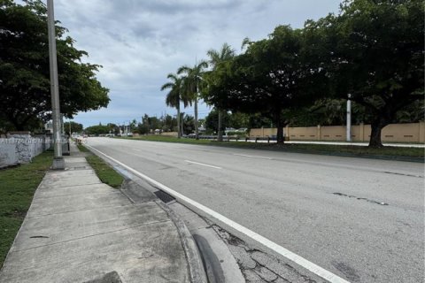 Condominio en venta en Miami, Florida, 1 dormitorio, 71.07 m2 № 1928989 - foto 6