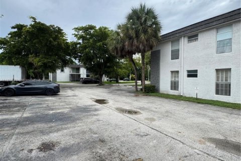 Condominio en venta en Miami, Florida, 1 dormitorio, 71.07 m2 № 1928989 - foto 4