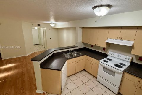 Condominio en venta en West Palm Beach, Florida, 3 dormitorios, 120.77 m2 № 2028886 - foto 4