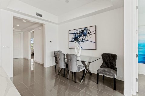 Copropriété à vendre à Bradenton, Floride: 2 chambres, 130.06 m2 № 1243291 - photo 9
