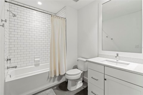 Copropriété à vendre à Bradenton, Floride: 2 chambres, 130.06 m2 № 1243291 - photo 29