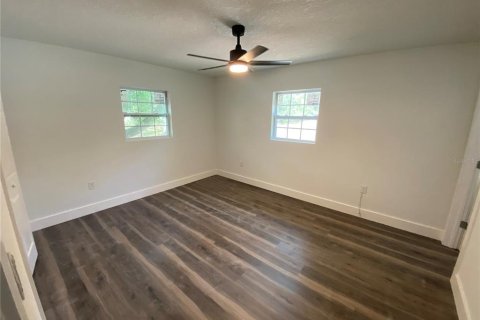 Villa ou maison à vendre à Polk City, Floride: 5 chambres, 194.82 m2 № 1622307 - photo 17