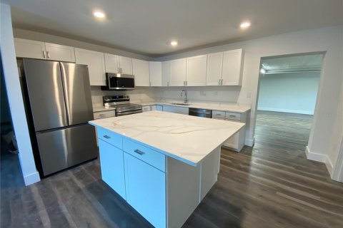 Villa ou maison à vendre à Polk City, Floride: 5 chambres, 194.82 m2 № 1622307 - photo 7