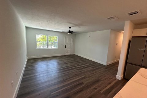 Villa ou maison à vendre à Polk City, Floride: 5 chambres, 194.82 m2 № 1622307 - photo 10