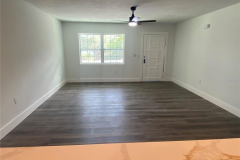 Villa ou maison à vendre à Polk City, Floride: 5 chambres, 194.82 m2 № 1622307 - photo 15