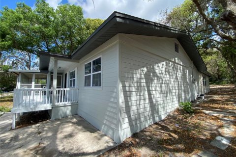 Villa ou maison à vendre à Polk City, Floride: 5 chambres, 194.82 m2 № 1622307 - photo 5