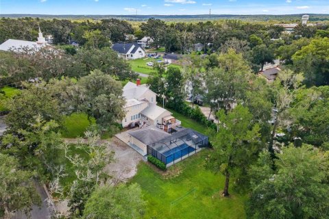 House in Brooksville, Florida 5 bedrooms, 366.59 sq.m. № 2418514 - photo 7